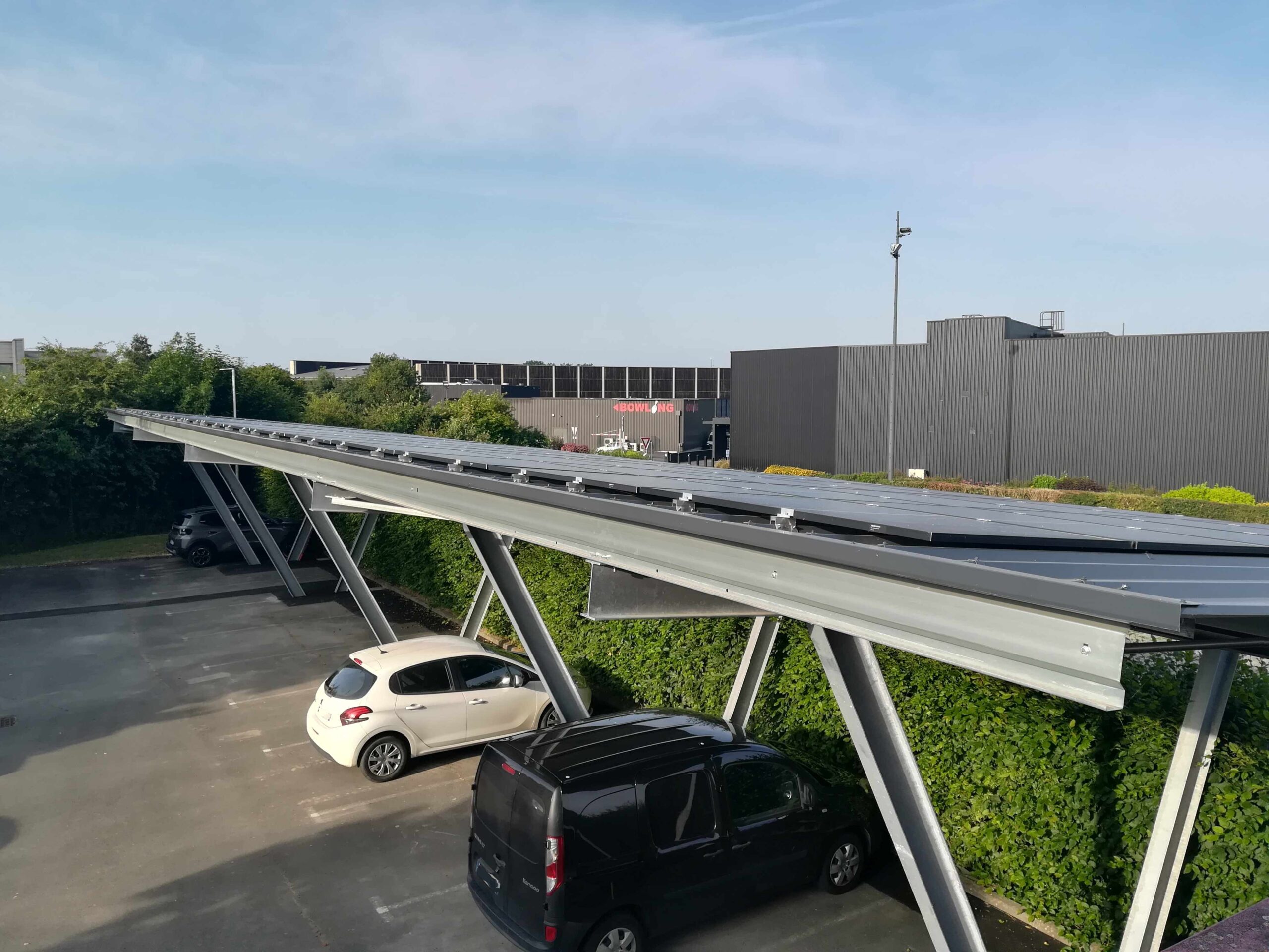 charpente-onillon_ombriere-bressuire-79-180m2-2025-2 charpente-onillon_ombriere-bressuire-79-180m2-2025-2