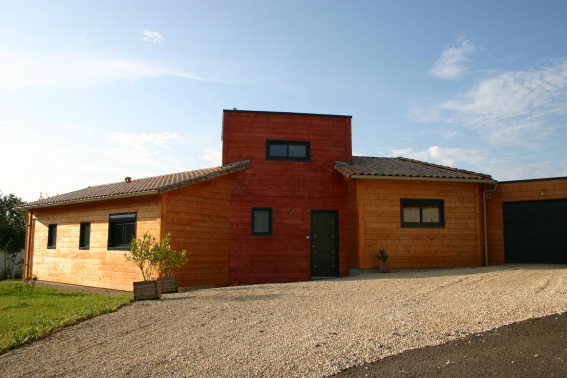 Maison bois (2007) 130 m² + 20.50 m² garage - La Crèche (79) | 